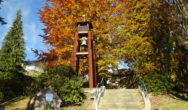 Glockenturm Erfenschlag [Quelle: https://www.erfenschlag-bv.de]